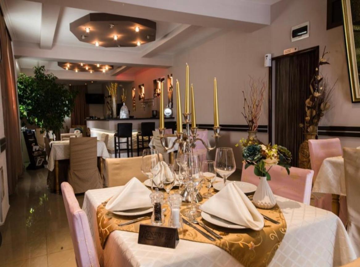 Hotel Garni Ideal Подгориця Екстер'єр фото
